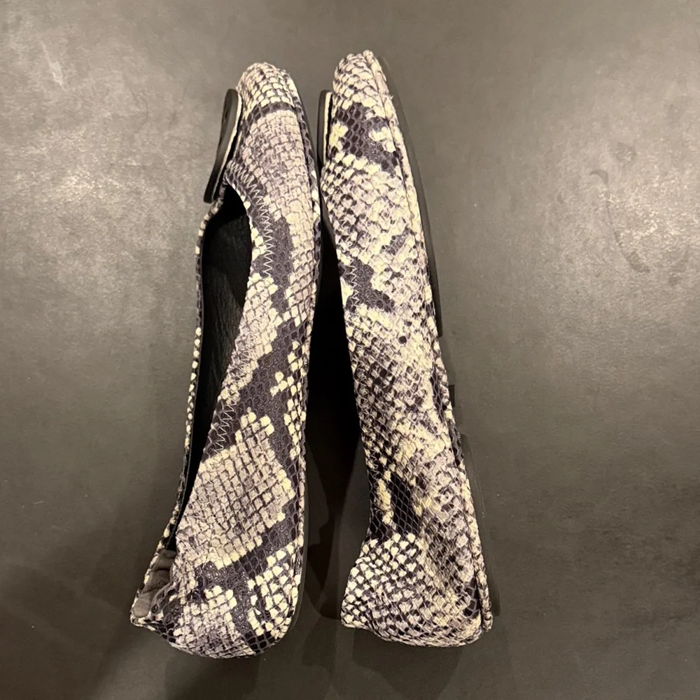 Tory Burch Black and Cream Patterned Loafers - Picture 2 of 9